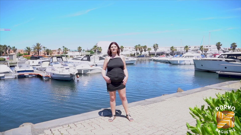 Porno Baguette: Leila, Zlobivá MILFka, Miluje šukání od dva ptáky