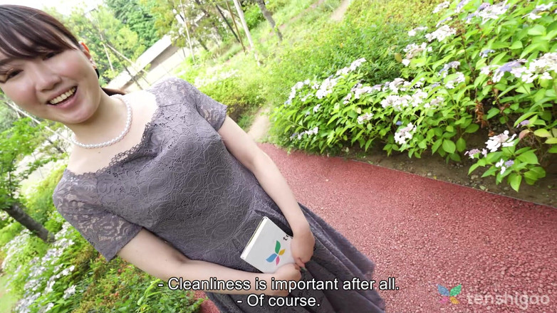 Tenshigao: Ama de casa japonesa Tomoko tiene enormes tetas