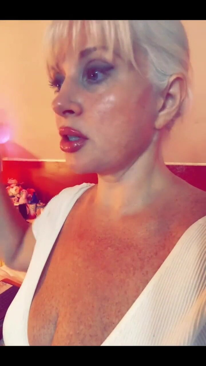 PaintedRose: Jest Dzień Filmowy