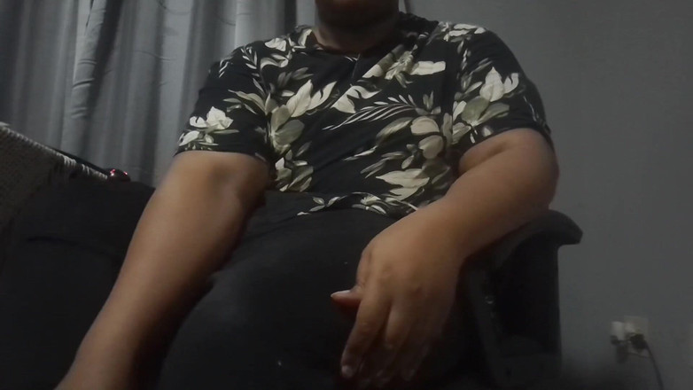 Eleasihle Esma: Bbw chuyển giới chân