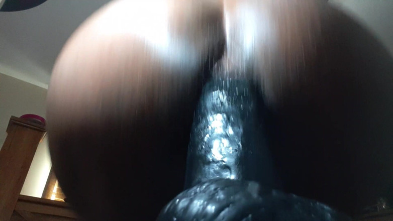 Truestarr: Sitting on Monster Cock as It Burst in My Guts