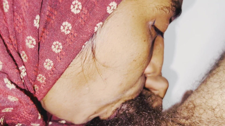 Immfuck: Muslimská indická královna hlubokého kouření v hidžábu je zpět, až...