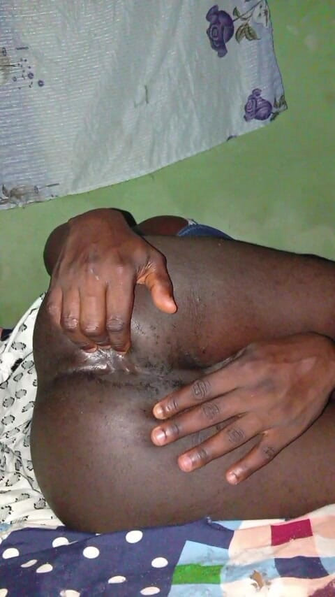 Africatrans: Istri pendetaku.