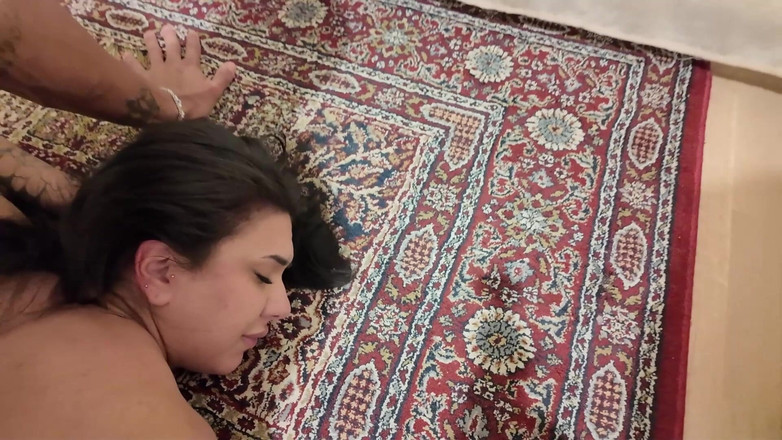 Amateur Homemade Porn: 肌肉发达的大黑屌干可爱的 19 岁意大利青少年