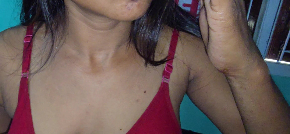 SafeRosebush8: Sexy červená podprsenka porno video indické XXX video porno video mimo...