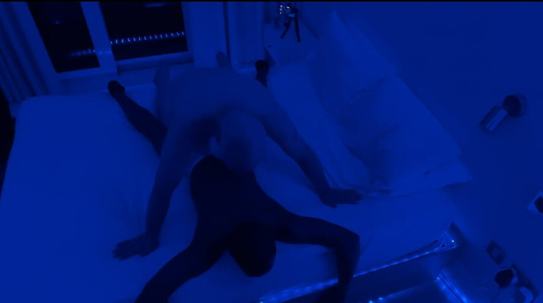 SmokeyCub: Especial de luz azul