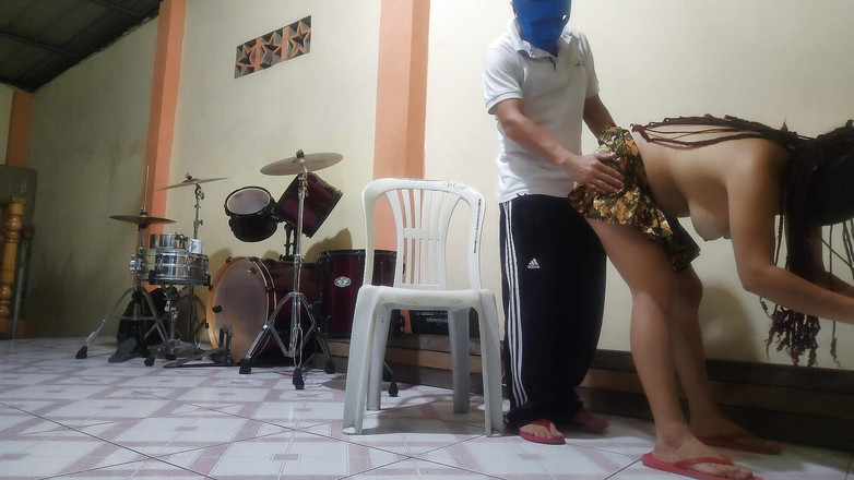 Martin13: Měl jsem sex se svým učitelem hudby, zatímco jeho žena byla...