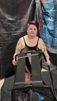 Mistress Izar Tests a Queening Still with a Surprise for Her Sub