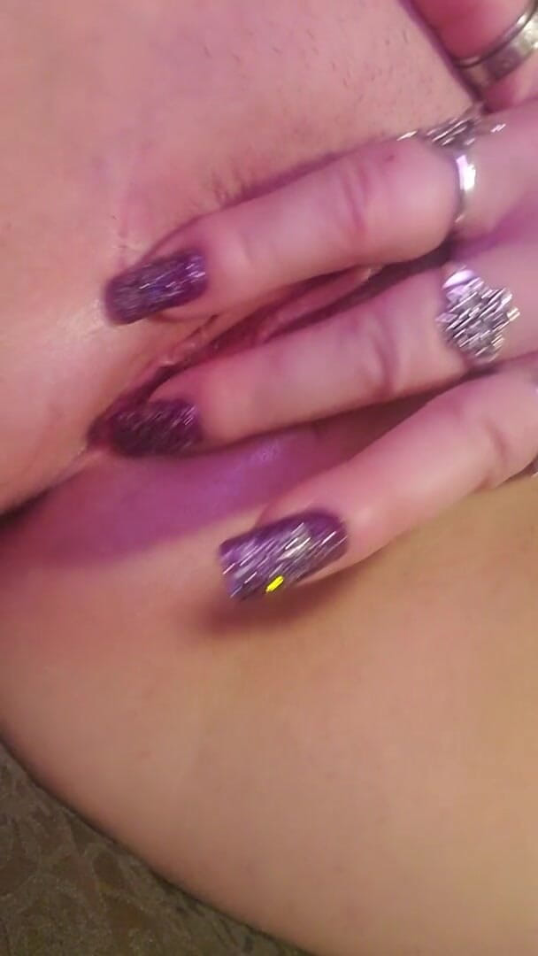 Brehanna Lee: Close up ass and pussy masturbation
