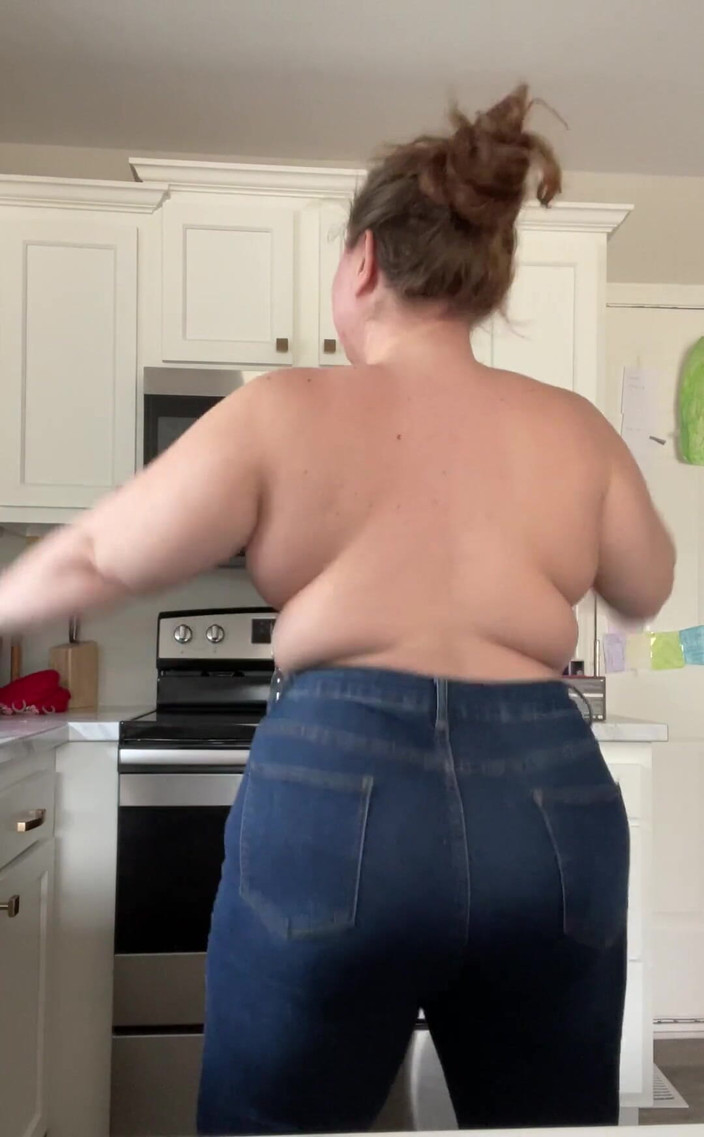 KinkyKatie: 次に何が起こるか?