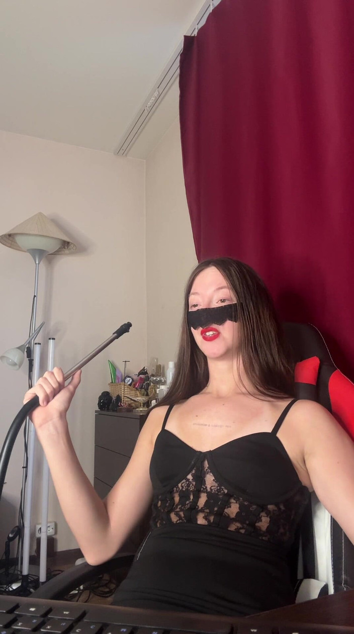 Skinny_lady69: Je bent geen man. Jij verliezer