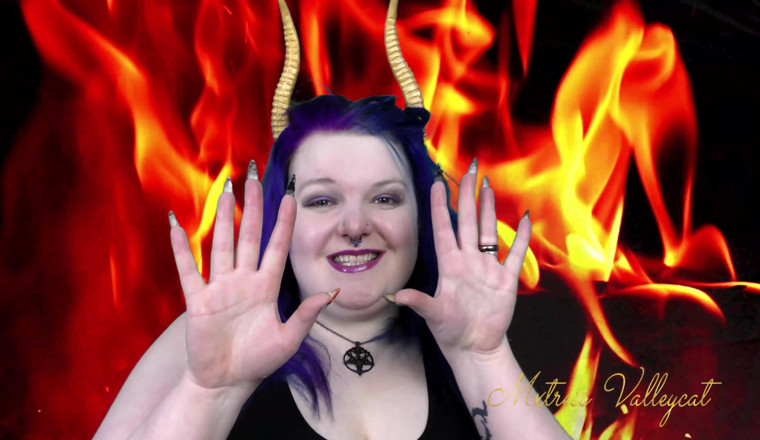 Mxtress Valleycat: Sell your soul to me
