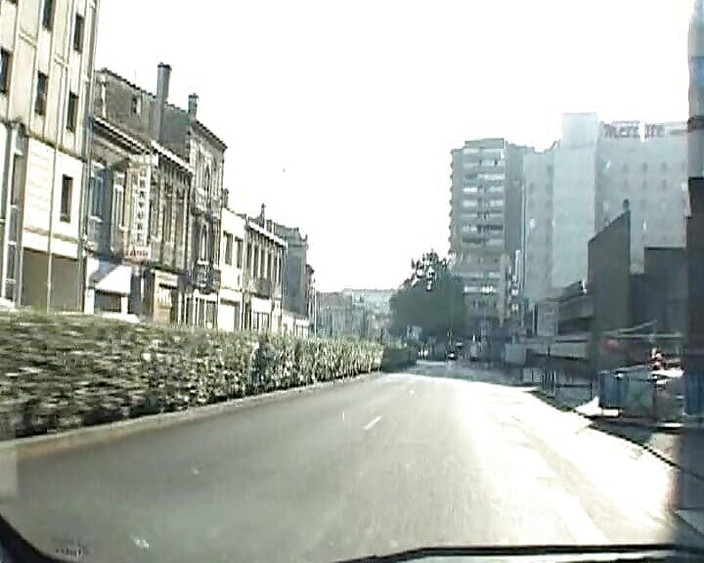 Planete Francaise: Una ragazza dai seni vivace dalla Francia viene scopata nei...