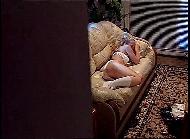 Old PIGS XXX: Con đĩ trẻ thức dậy với một con cu cứng trưởng...