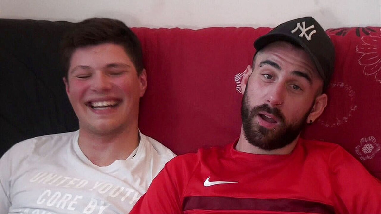 Gaybareback: Olive xxl yarakla heteroseksüel Arap tarafından prezervatifsiz sikiliyor