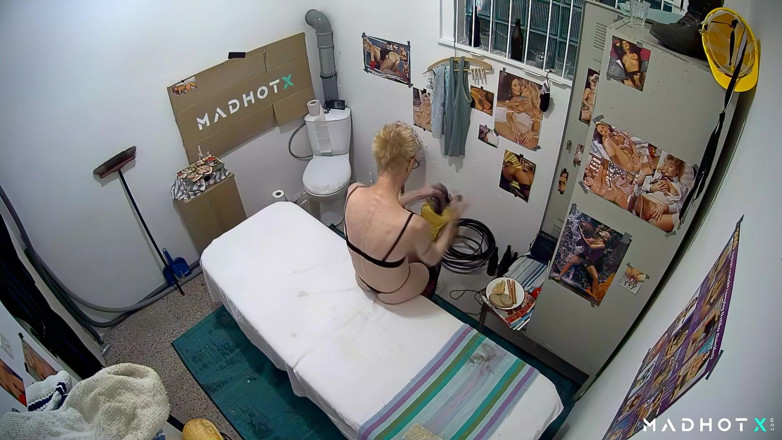 Madhot X: This Stepmom Obviously Needs a Firm Hand