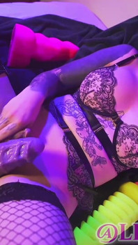 Lena Vesper 11/19 Stream