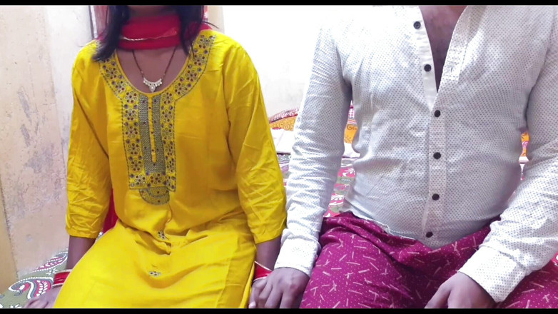 Sathi Bhabhi: 의붓오빠와 함께하는 1박의 귀여운 십대 소녀