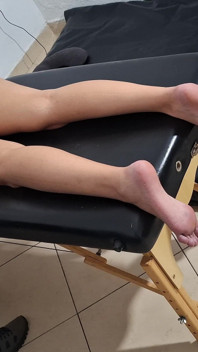 Avkopplande ryggmassage med varmt ljus. SFW