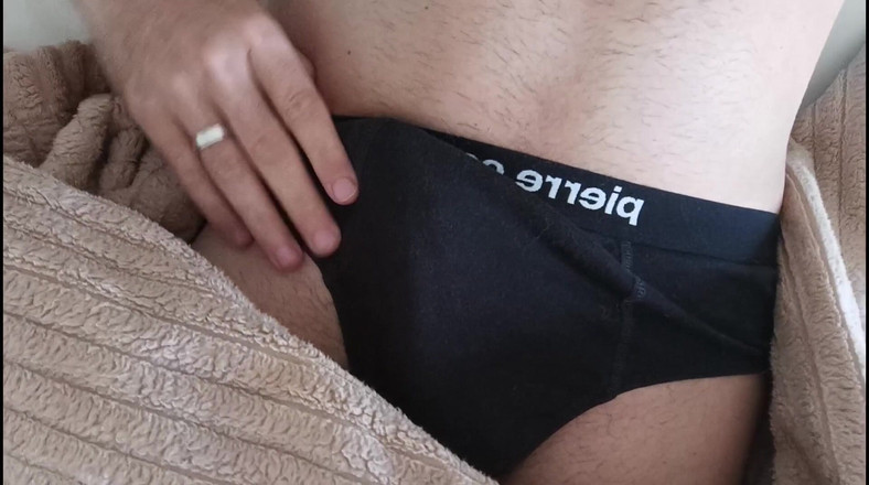 Buldozer 401: सेक्सी सौतेला पापा सुबह बड़े लंड को चोद रहा है - नया हॉट सौतेला डैडी - Сroatian परिपक्व पुरुष लंड मरोड़ते हुए