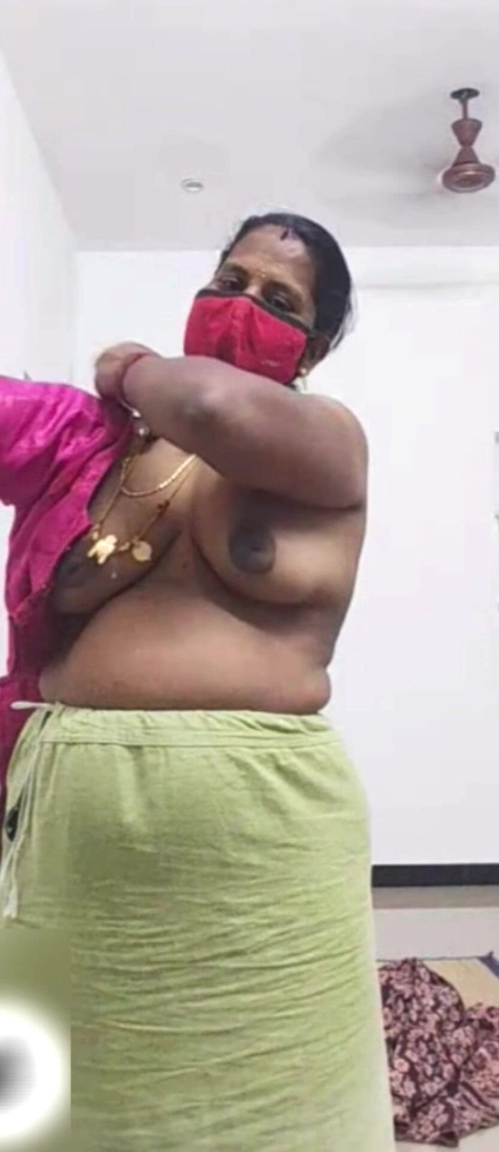 Swathi1985: तमिल आंटी Leelaigal भाग 2