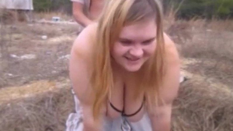 Fat House Wife: Gave her an anal shocker made her jump crying aim...