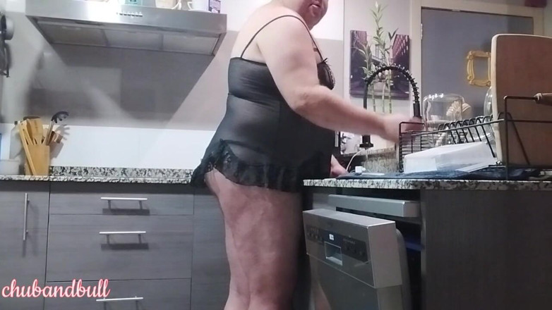 Chub_Bull: Maricas limpando a louça