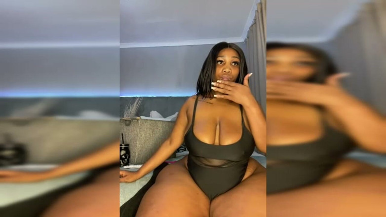 Legendary Booty Overdose: Rozebraj mnie nago