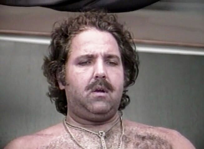 Analiscius: Ron Jeremy wali w tyłek mamuśki