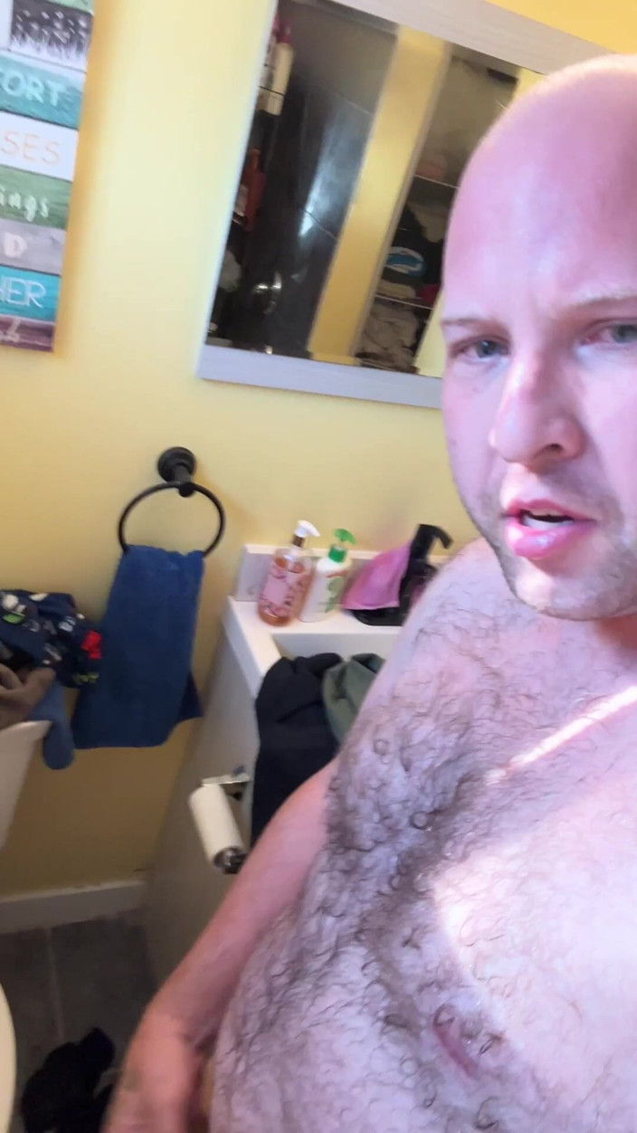 Bigwhitecock: Showing off My Ass Hole
