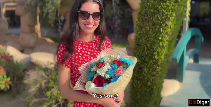 Dis Diger: I Read Poems and Gave Flowers - and Youre a Beauty,...