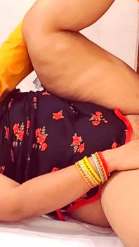 Hot Chubby Housewife Enjoyful Fuck with Servant.