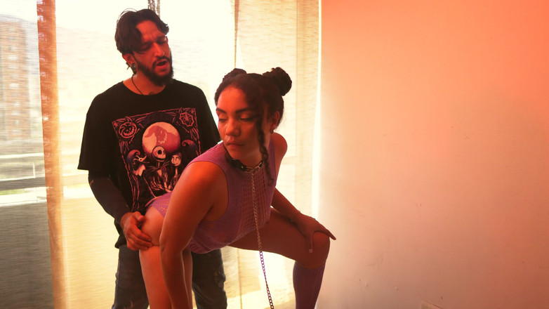 Jade Mercury: 大学のパーティーがリスキーなセックスで終わる