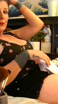 Doing Makeup Duck Lips Red Lipstick