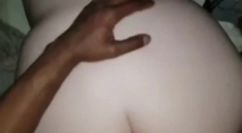 Real homemade BBW BBC porn: Youngenglishbbw - anal montando gran polla negra en perrito
