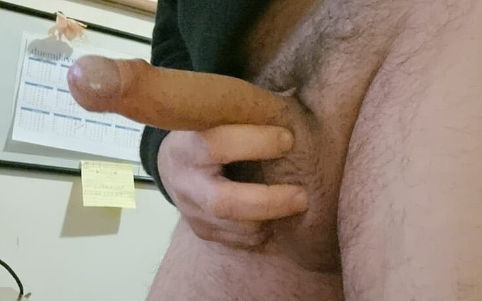 Jordance: Pria Italia kontol besar, kontol besar penuh sperma, ngocok di...