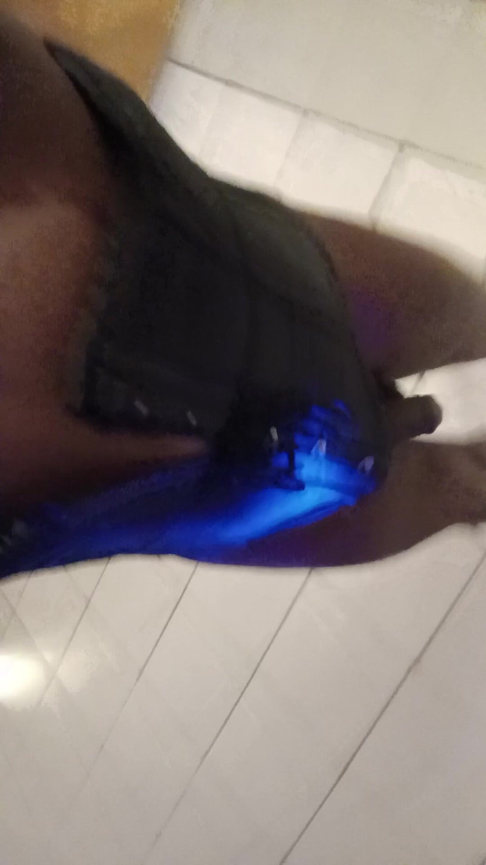 TS freaky MILF: Toketku