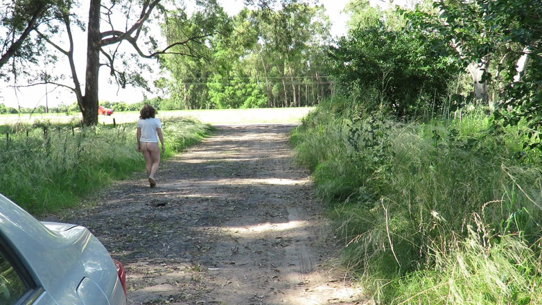 Milfcamsex: Patricia cammina...