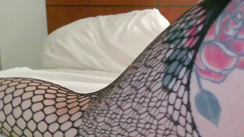 Zoey Portland: Zoey Portland Plays with Pussy