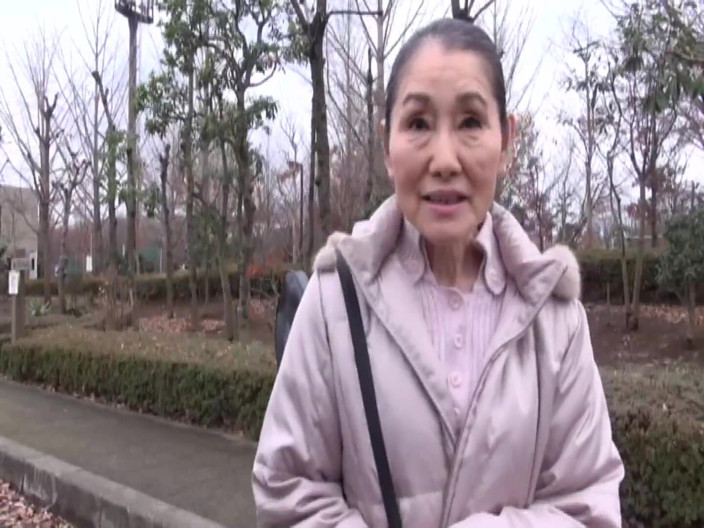 Vulture: The Old Lady at the Park Looked Bored, but It...