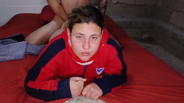 Orgasm anal sex: ラテン系の女の子がアナルセックスに苦しむ