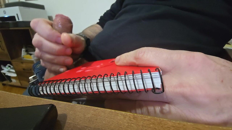 Jordance: Grote pik sperma in het kantoor