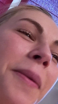 Stephi tvrdý obličej šukání fackování obličeje a zlaté sprchy 