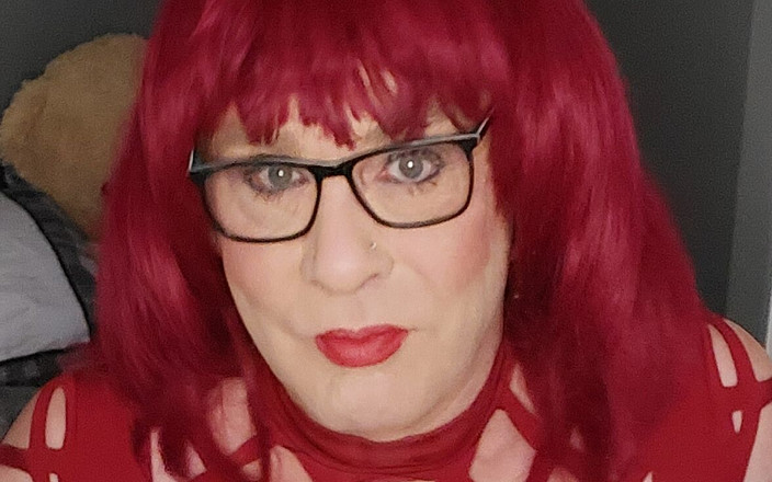 Juniperberi29: Сучка в красном - 1