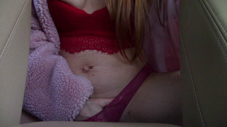 AnnaHomeMix: Takside amımı okşuyor ve alamıyor - yüksek sesle orgazm. Taksi şoförü şok oldu!