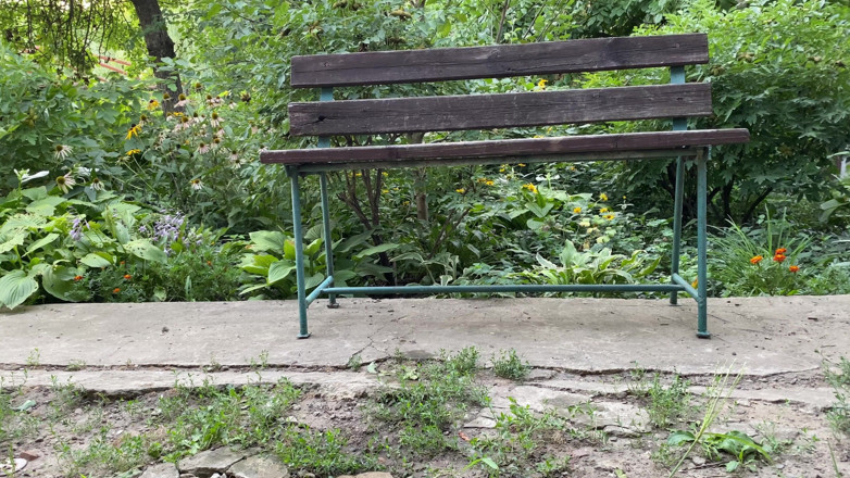 OurFetishLife: Hot juice from my stepmom's pussy right in the park