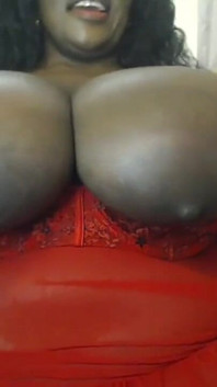 Black SSBBW Titsplay and Moaning Fetish