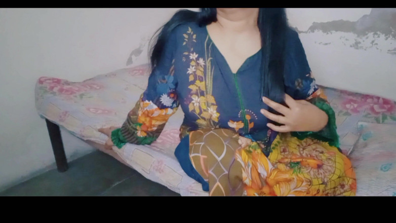 Silent boy: Sudut pandangan dekat video seks romantik xxx