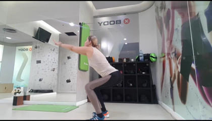 Erotic Tanya: Blonde teen warming up before workout