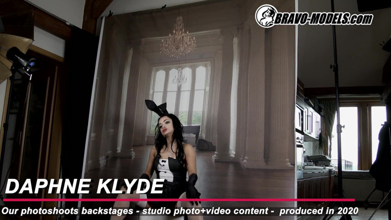 Bravo Models Media: 388 Servizio fotografico di dietro le quinte Daphne Klyde - Adulto